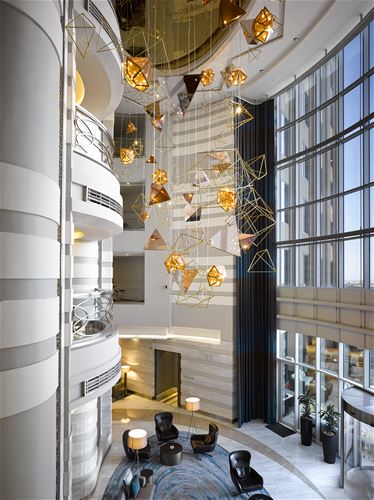 PRECIOSA_LIGHTING_Sheraton_Mall_of_the_Emirates_Dubai_2014_Photographer_Filip_Slapal_14_preview.jpg